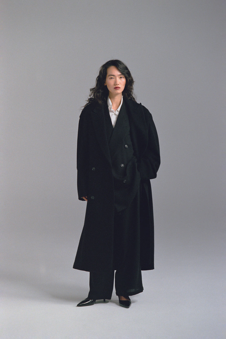 SOSHIOTSUKI  DRAPED DART WOOL CASHMERE CHESTERFIELD COAT