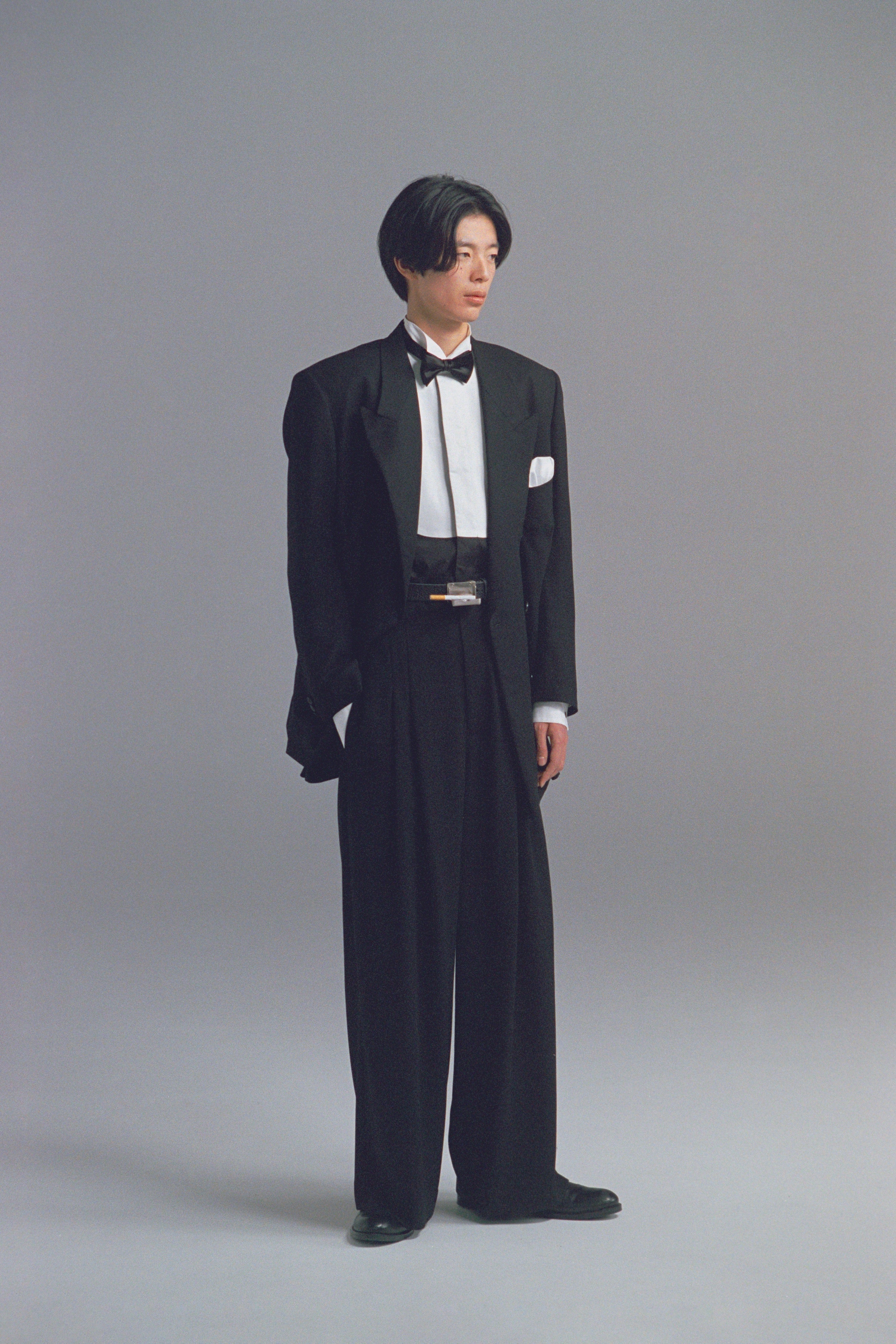 SOSHIOTSUKI(ソウシオオツキ)のDRAPED DART WOOL SERGE BLAZER BLACKの