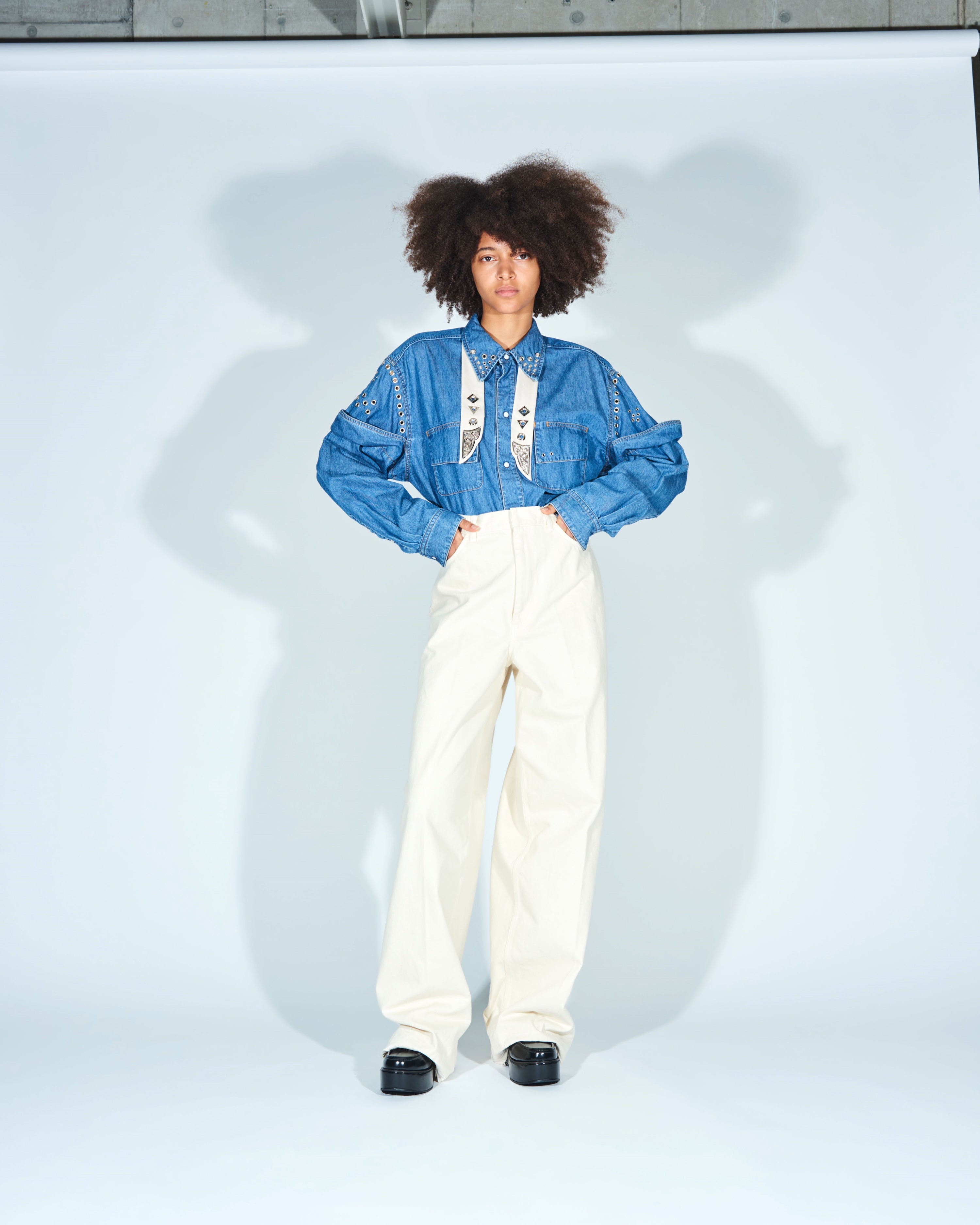 TOGA VIRILIS(トーガ ビリリース)のMetal ribbon tie BEIGEの通販