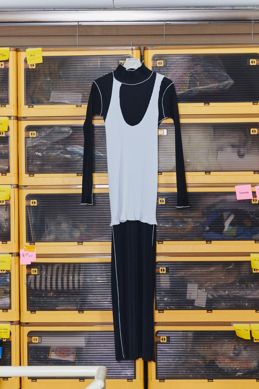 kotohayokozawa  LAYERED LONG-SLEEVE DRESS(BLACK)