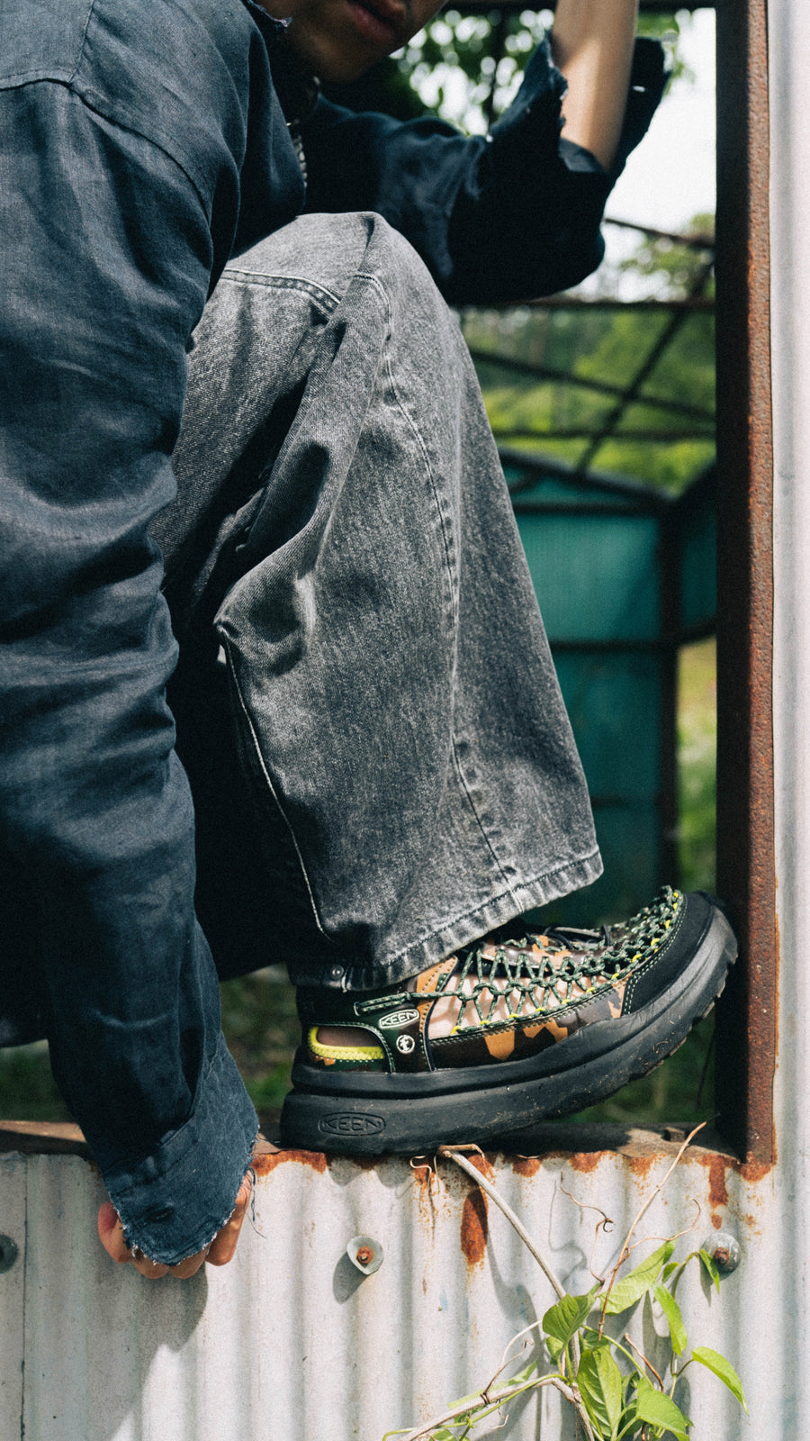 FAF × KEEN  UNEEK WK