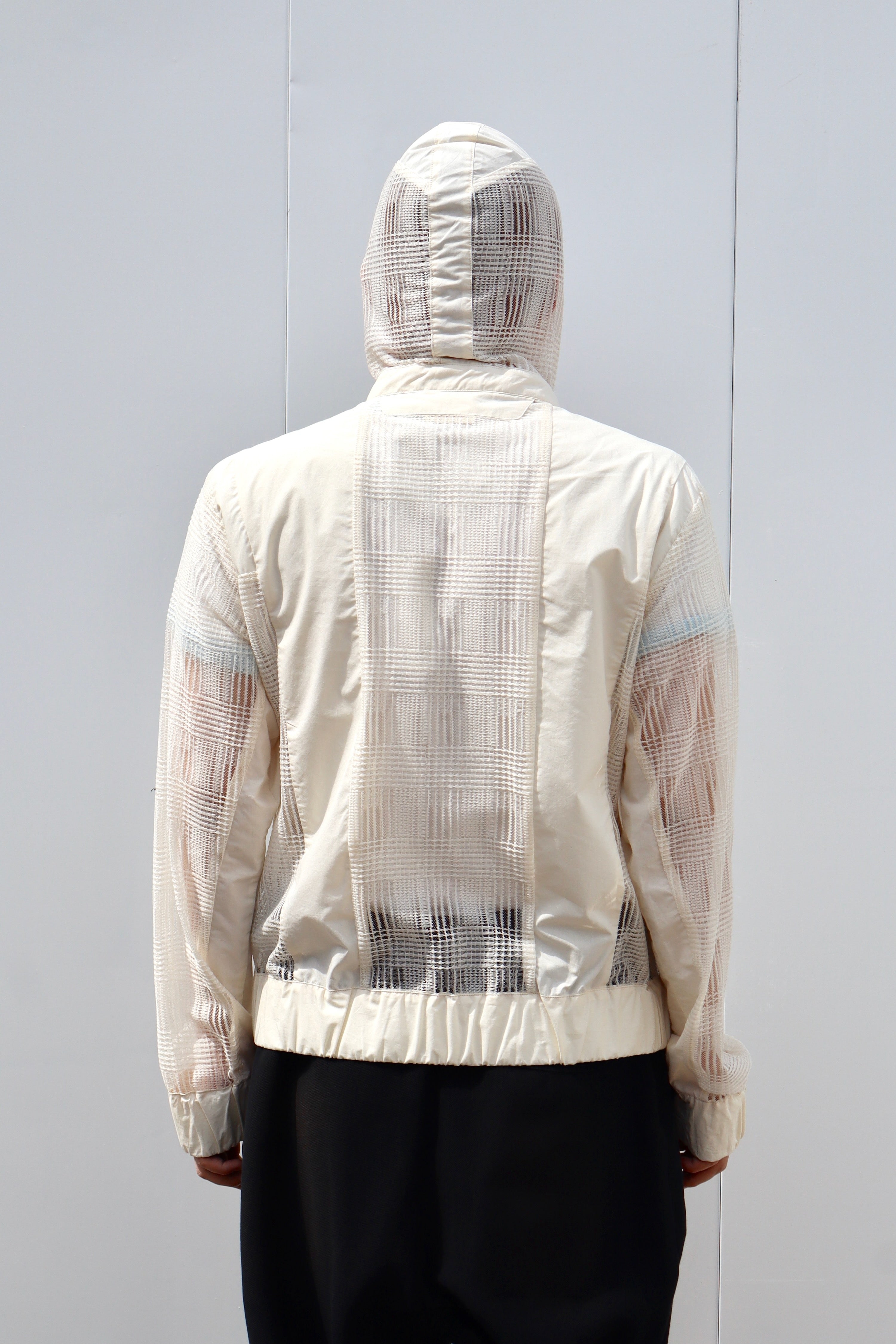 JIAN YE(ジェンイェ)のLACE MONSTER HOOD ECRU(フーディー)の通販