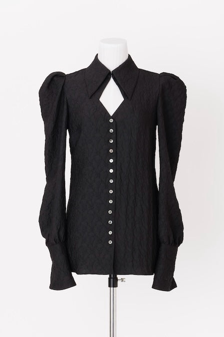 FETICO(フェティコ)のPUFF-SLEEVED FLORAL EMBOSSED SHIRT(シャツ)の 