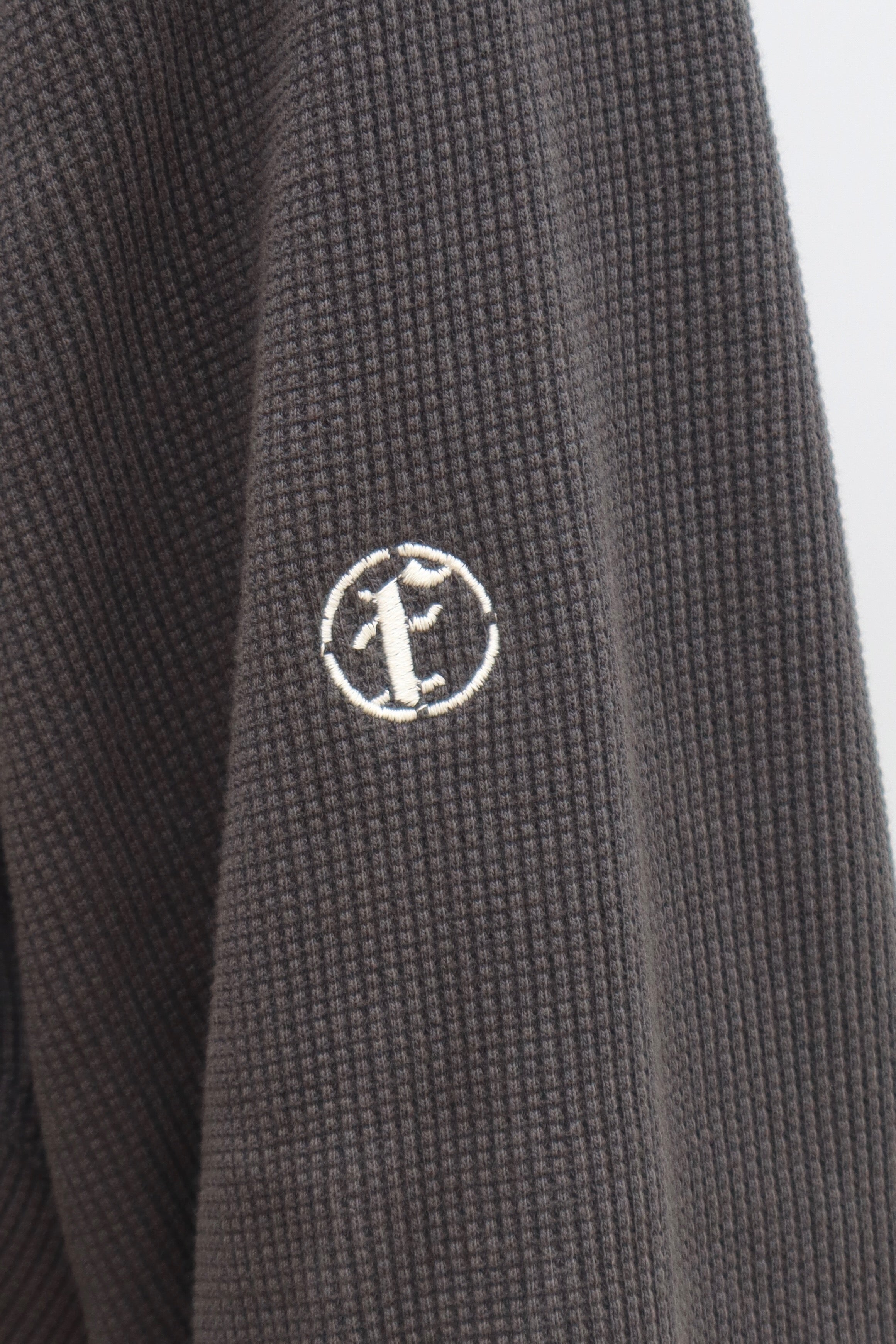 FAF(エフエーエフ)のLazy Thermal Henley Neck BLACKの通販｜PALETTE
