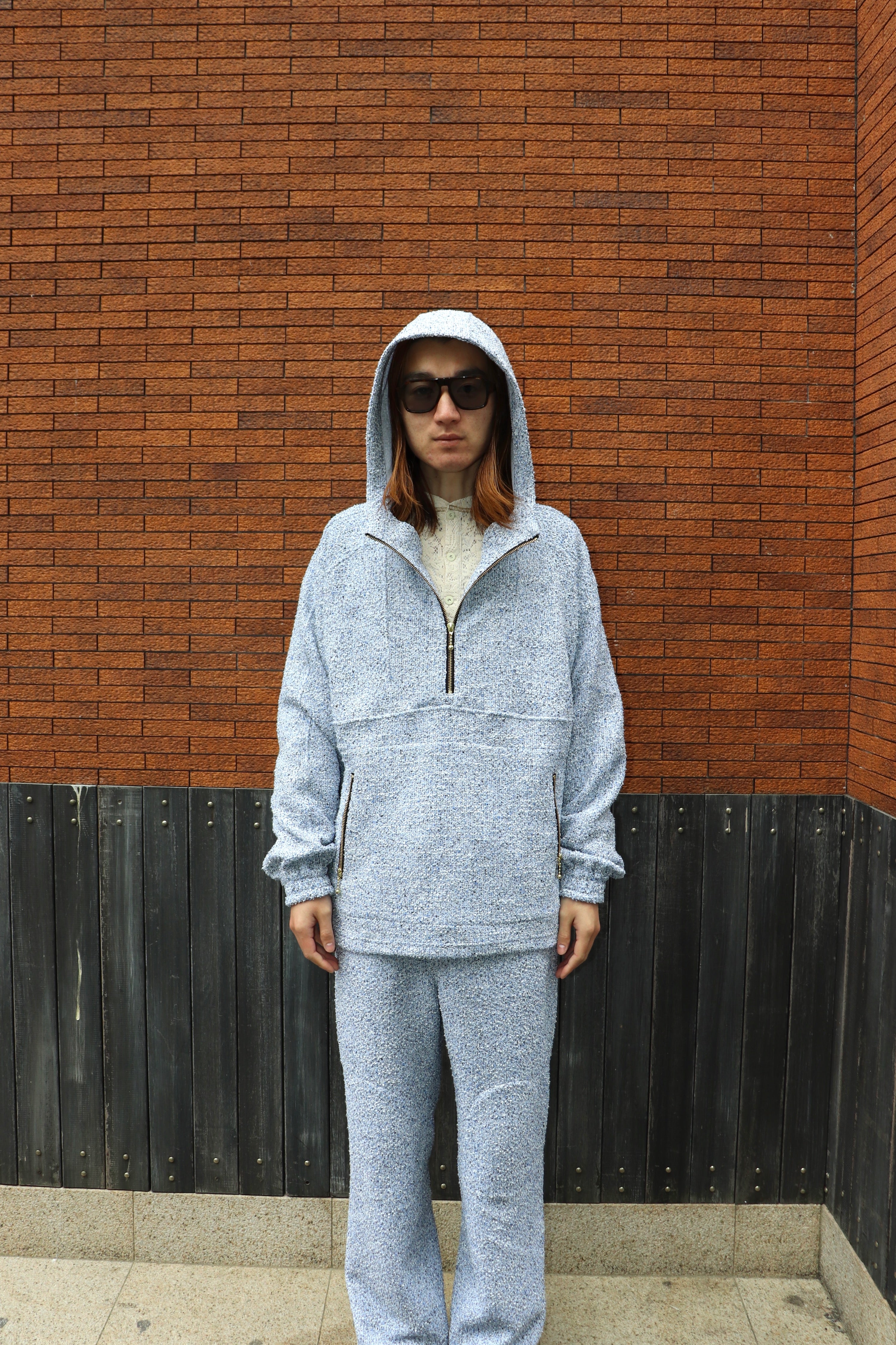 Taiga Igari(タイガ イガリ)のTweed Untech Hoodie WHITEの通販