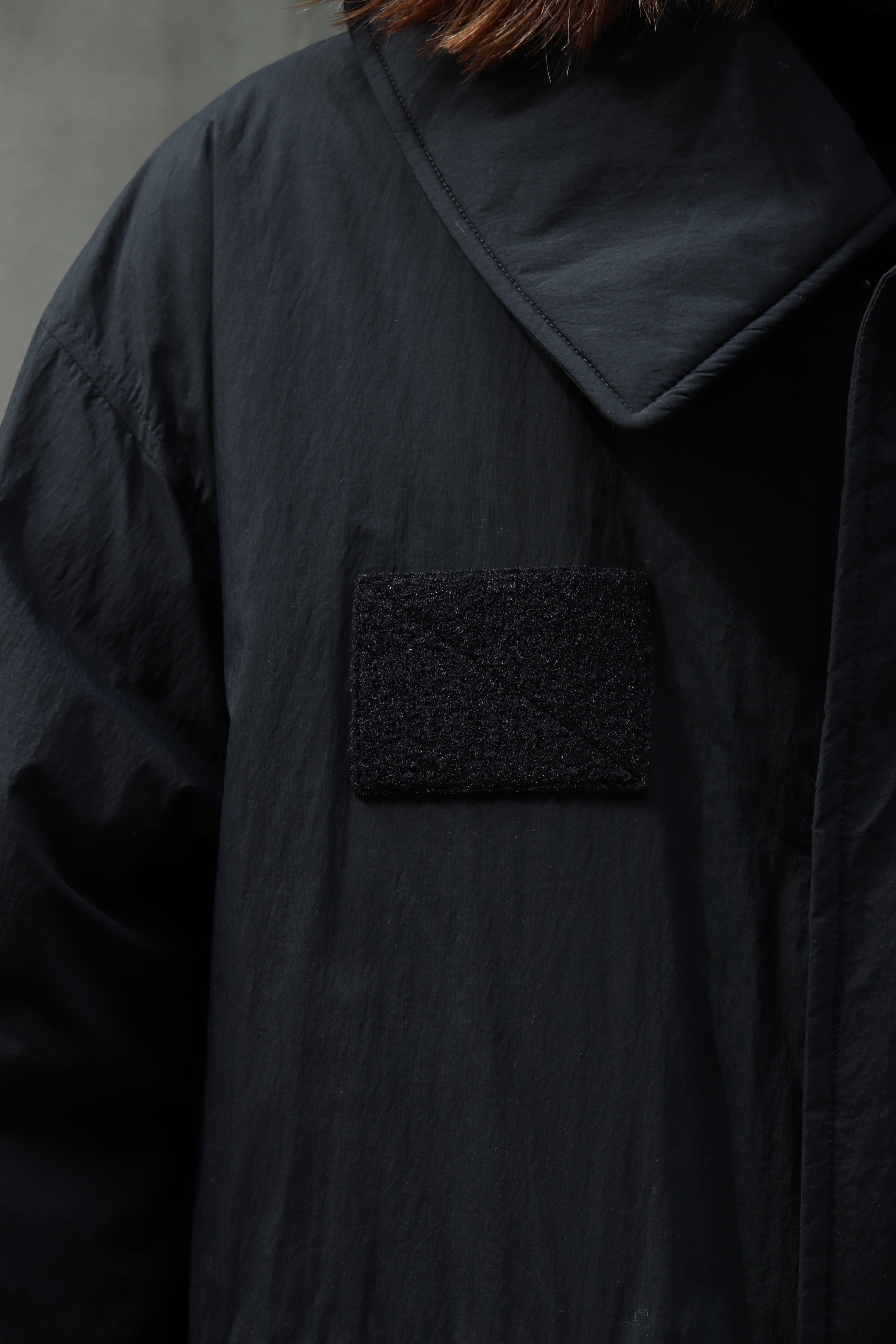 SOSHIOTSUKI(ソウシオオツキ)のUGLY COLLAR SHELL COAT BLACKの通販