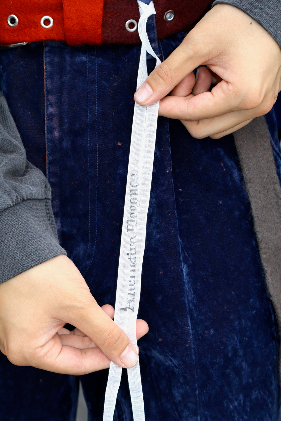 BED j.w. FORD  every one(NAVY)