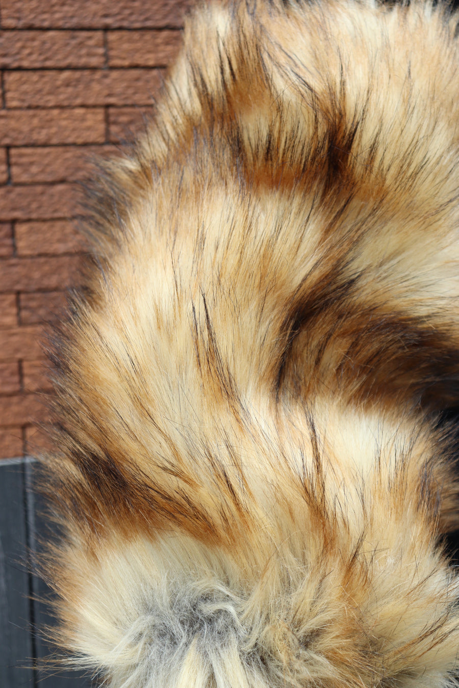 TOGA VIRILIS  Fur arm cover(BROWN)
