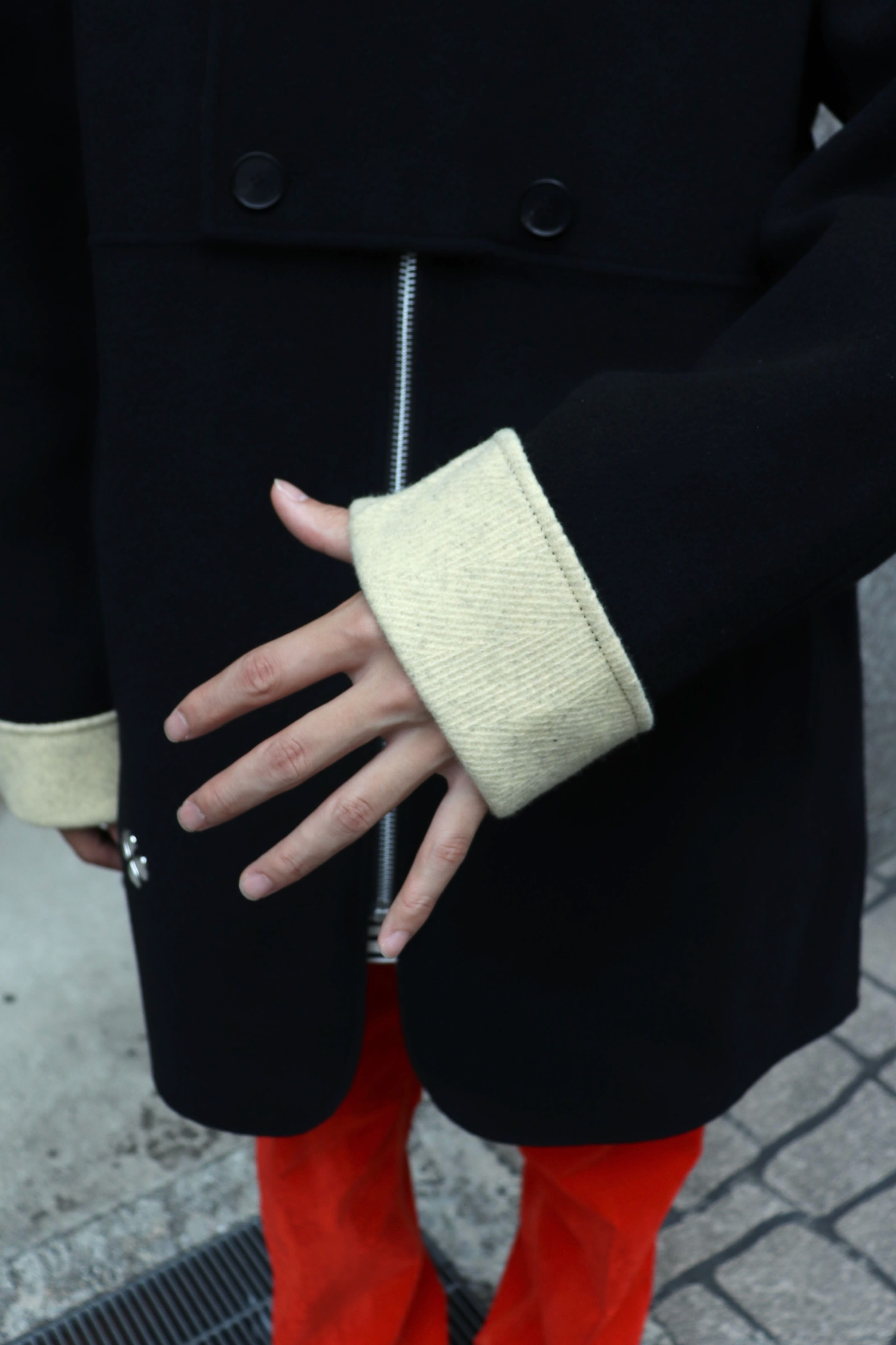 フック　MASU ジップアップコート MASU(エムエーエスユー)のCLOVER ZIP-UP COAT BLACKの通販