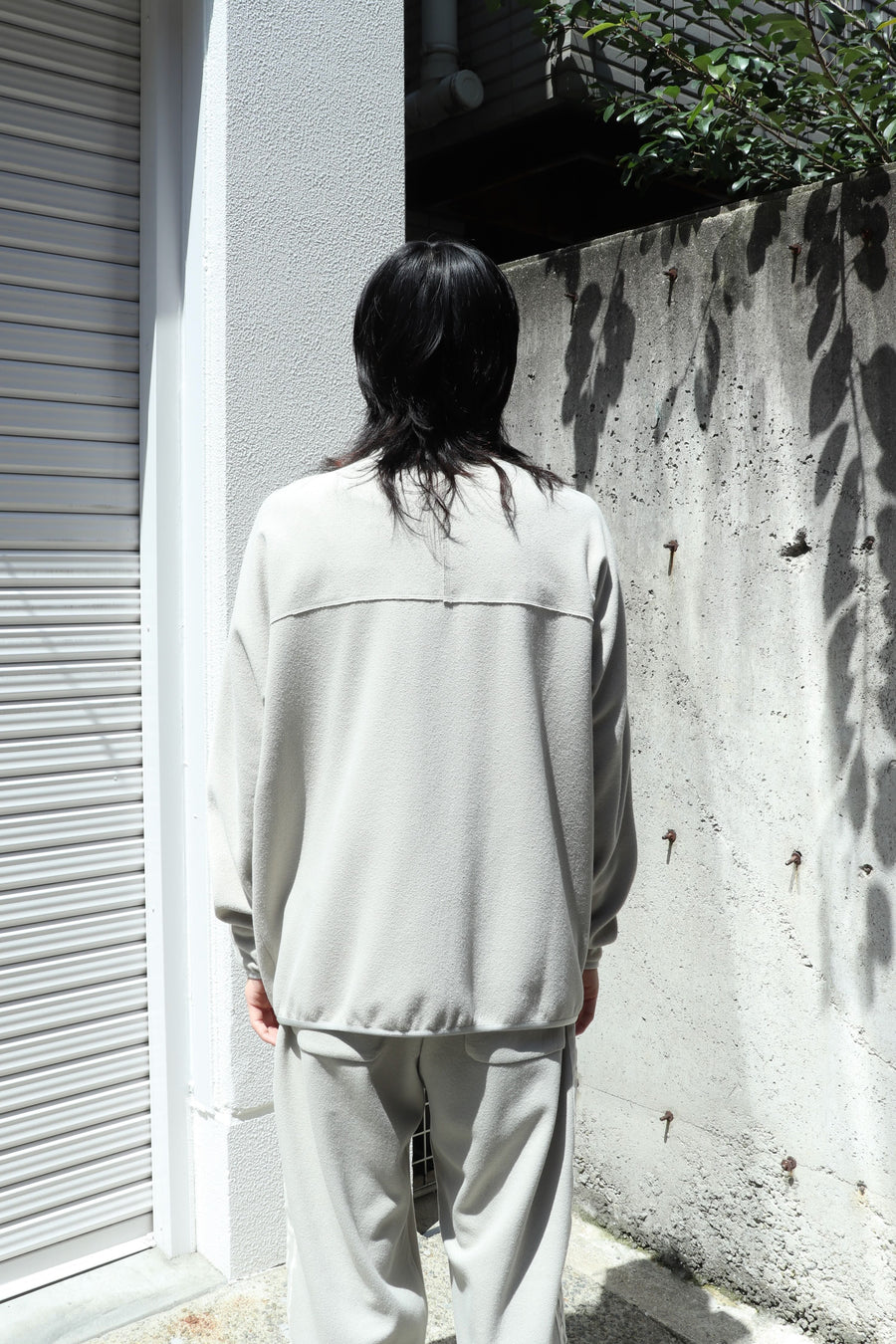 beta post  amida line track jacket