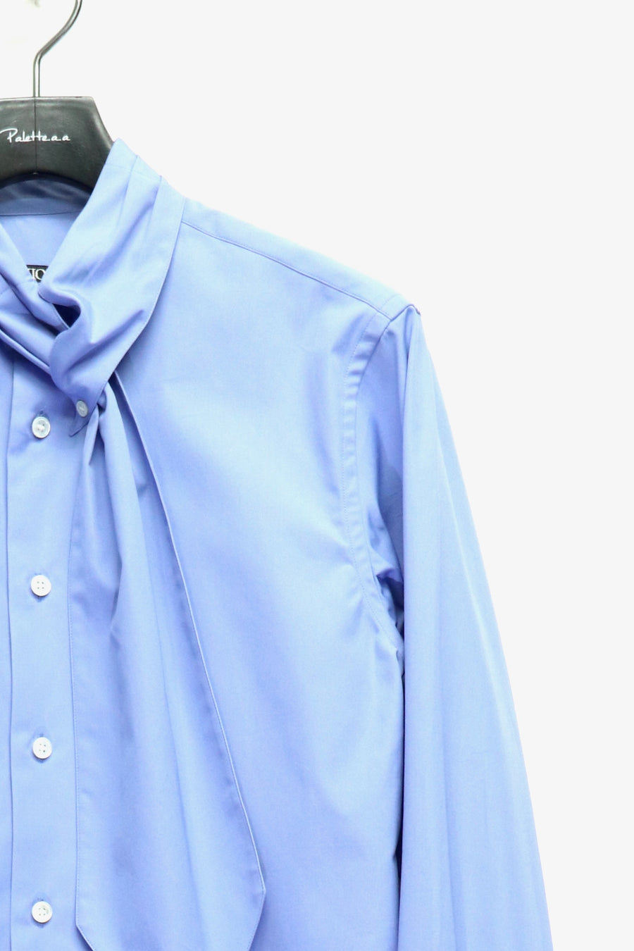 SOSHIOTSUKI(ソウシオオツキ)のASCOT TIE COLLAR SHIRT SAXEの通販