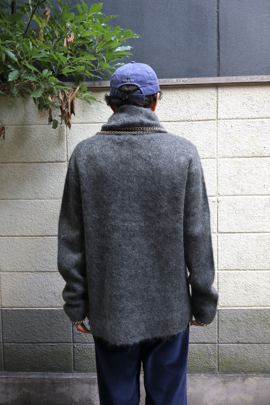 BED j.w. FORD  C-open collar