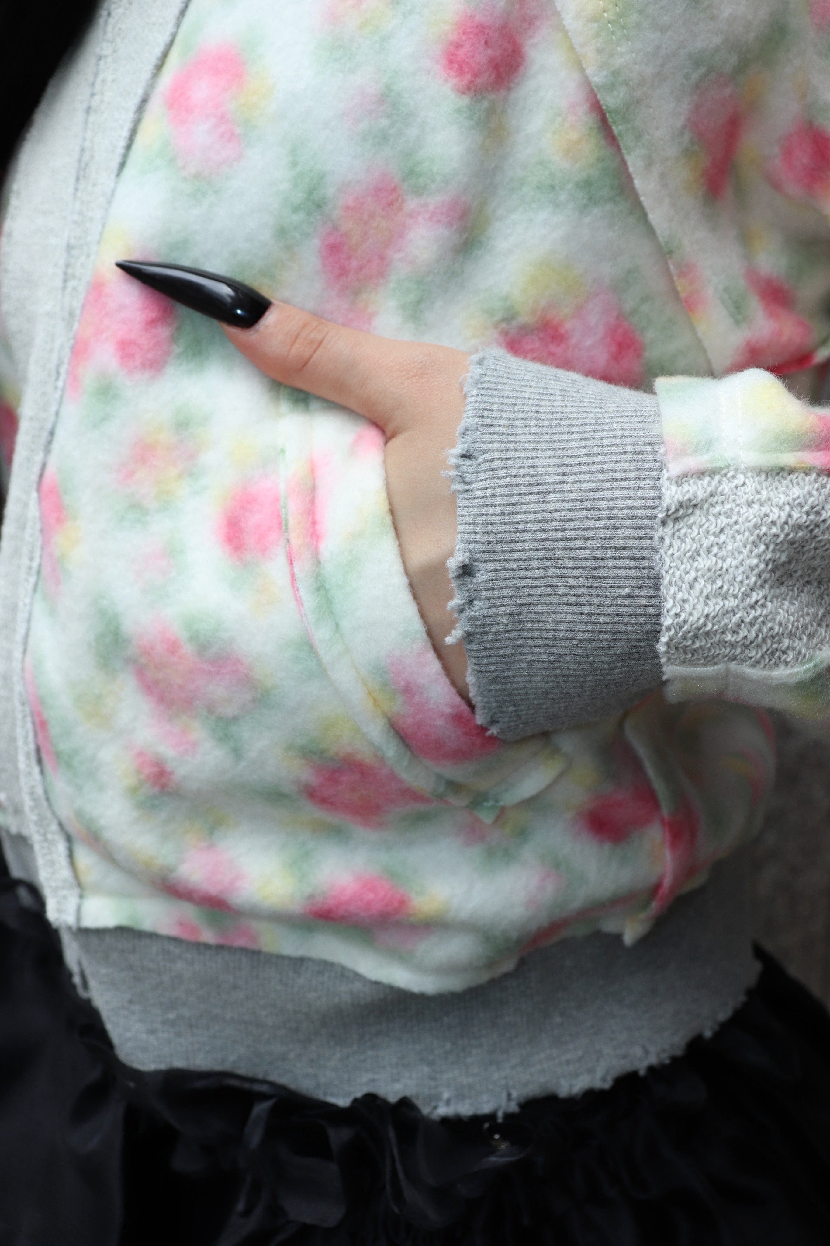 PERVERZE(パーバーズ)のFloral Hoodieの通販｜PALETTE art aliveの 