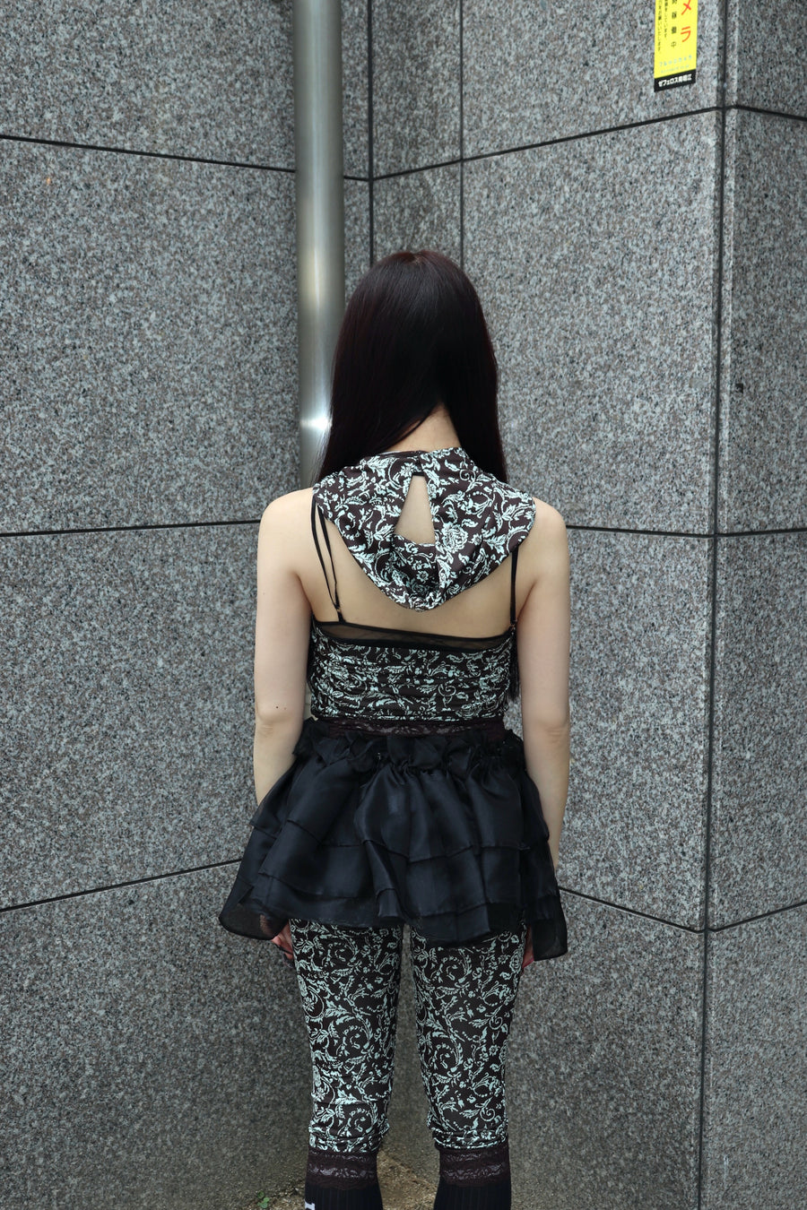 PERVERZE(パーバーズ)のHood Open-Back Topの通販｜PALETTE art alive
