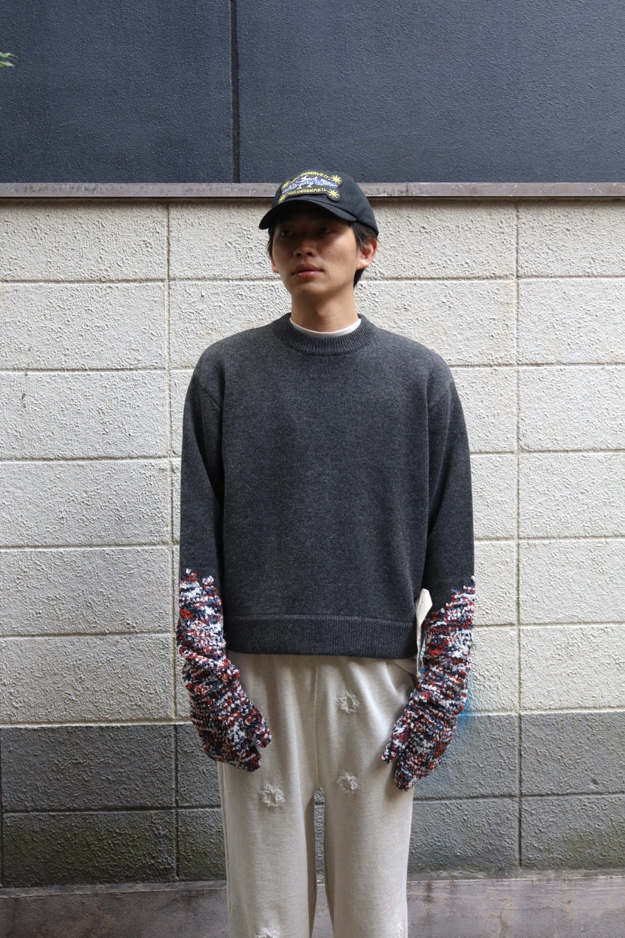 SHINYAKOZUKA  MASCOT HANDS OVER HEAD