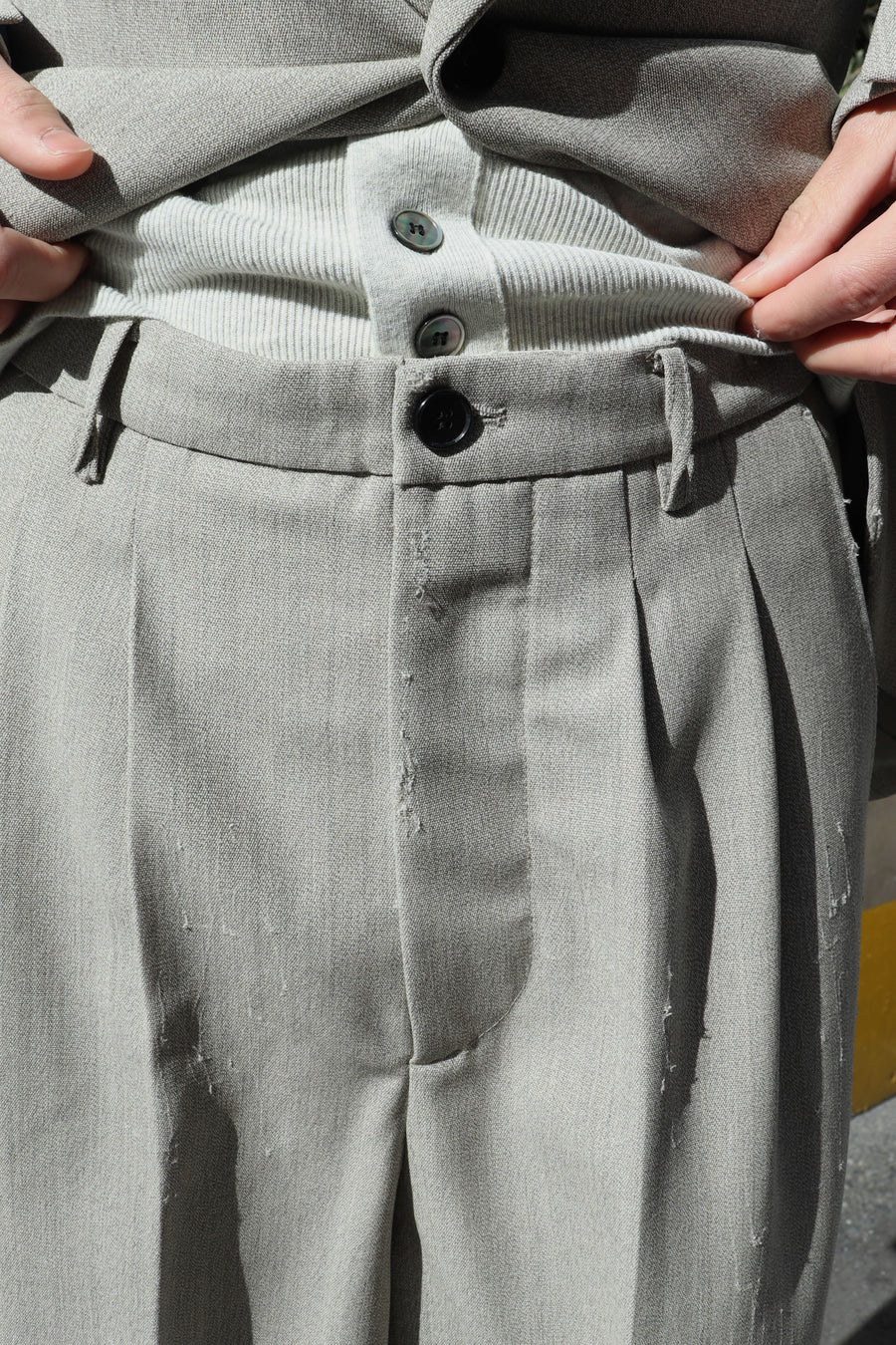 MASU(エムエーエスユー)のAGED CANVAS WIDE TROUSERS WHITE BIRCHの