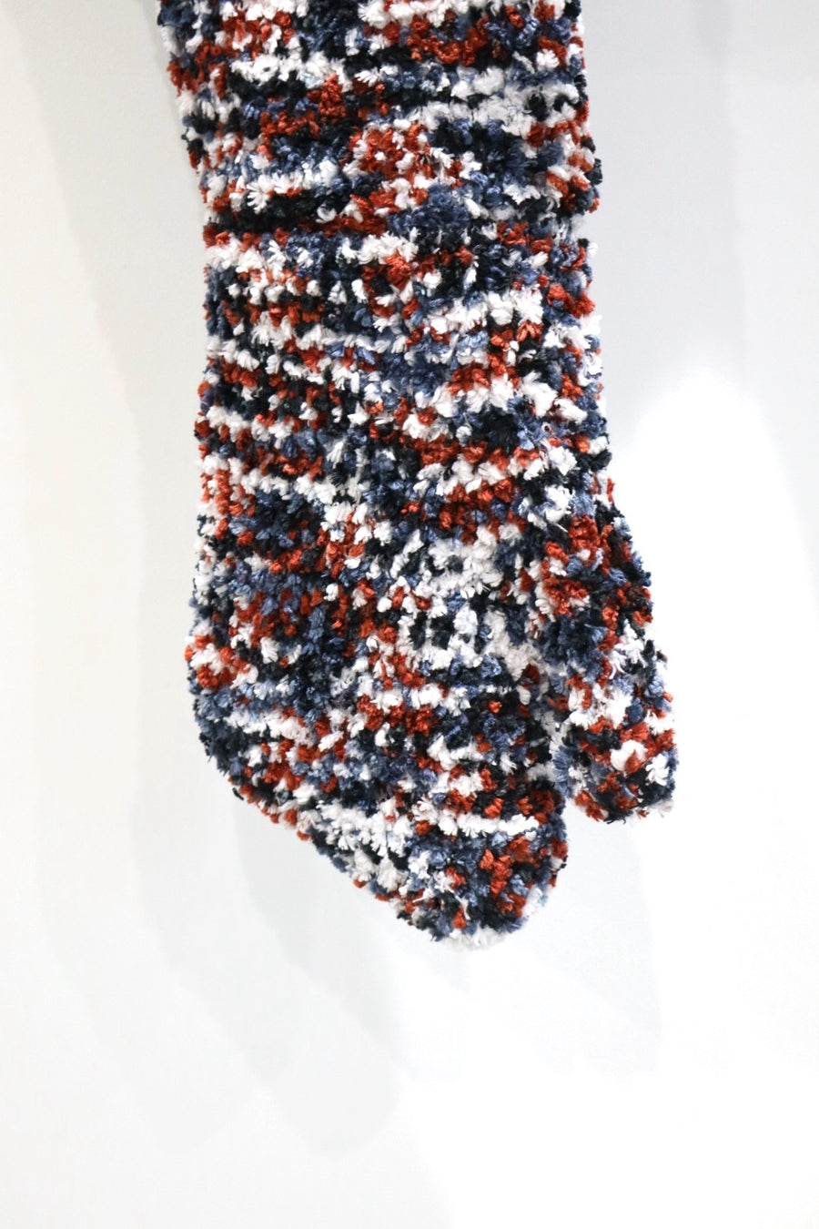 SHINYAKOZUKA  MASCOT HANDS OVER HEAD