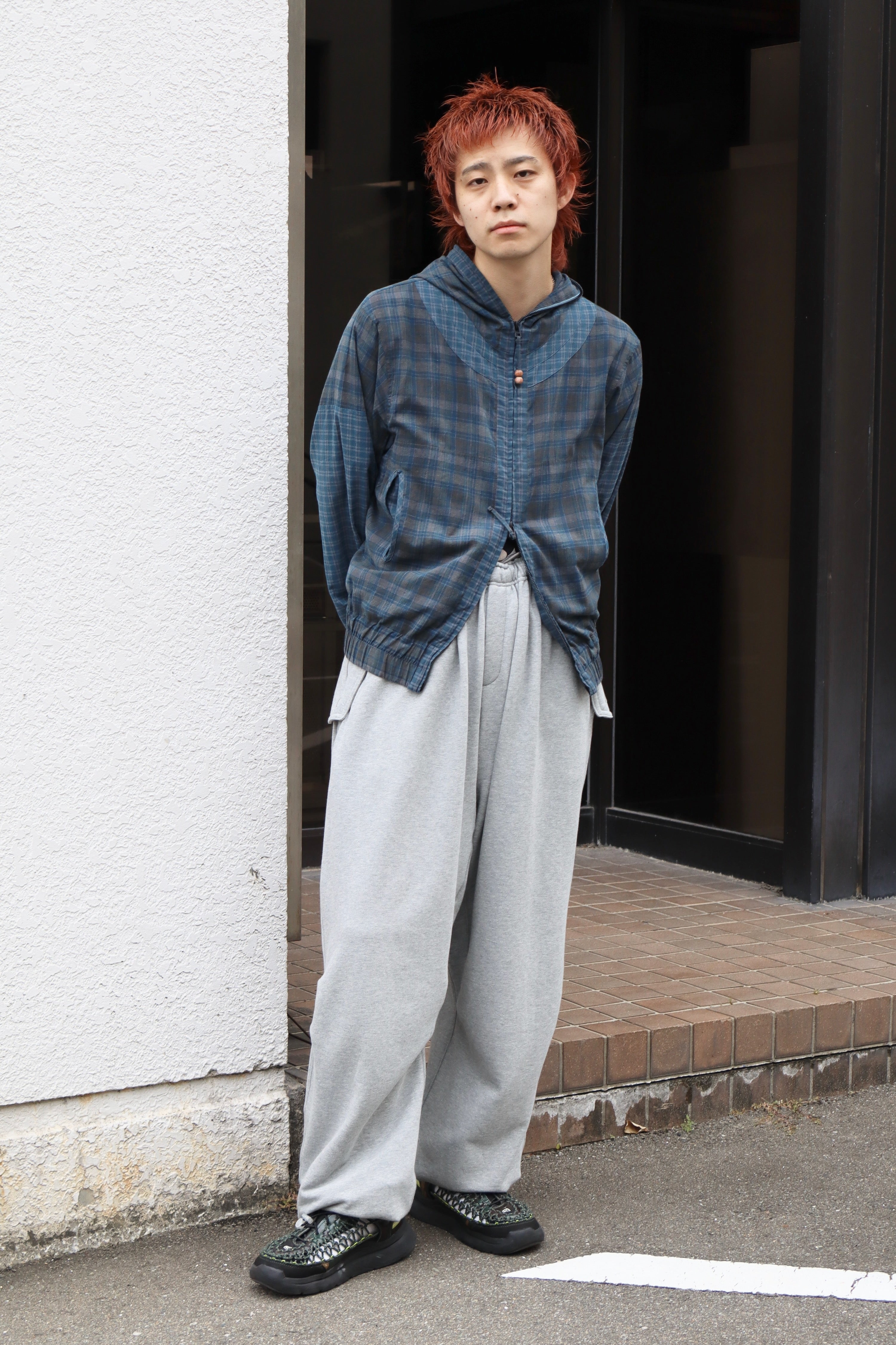 JIAN YE(ジェンイェ)の鬼 HOODIE BLUE × BLUE(フーディー)の通販