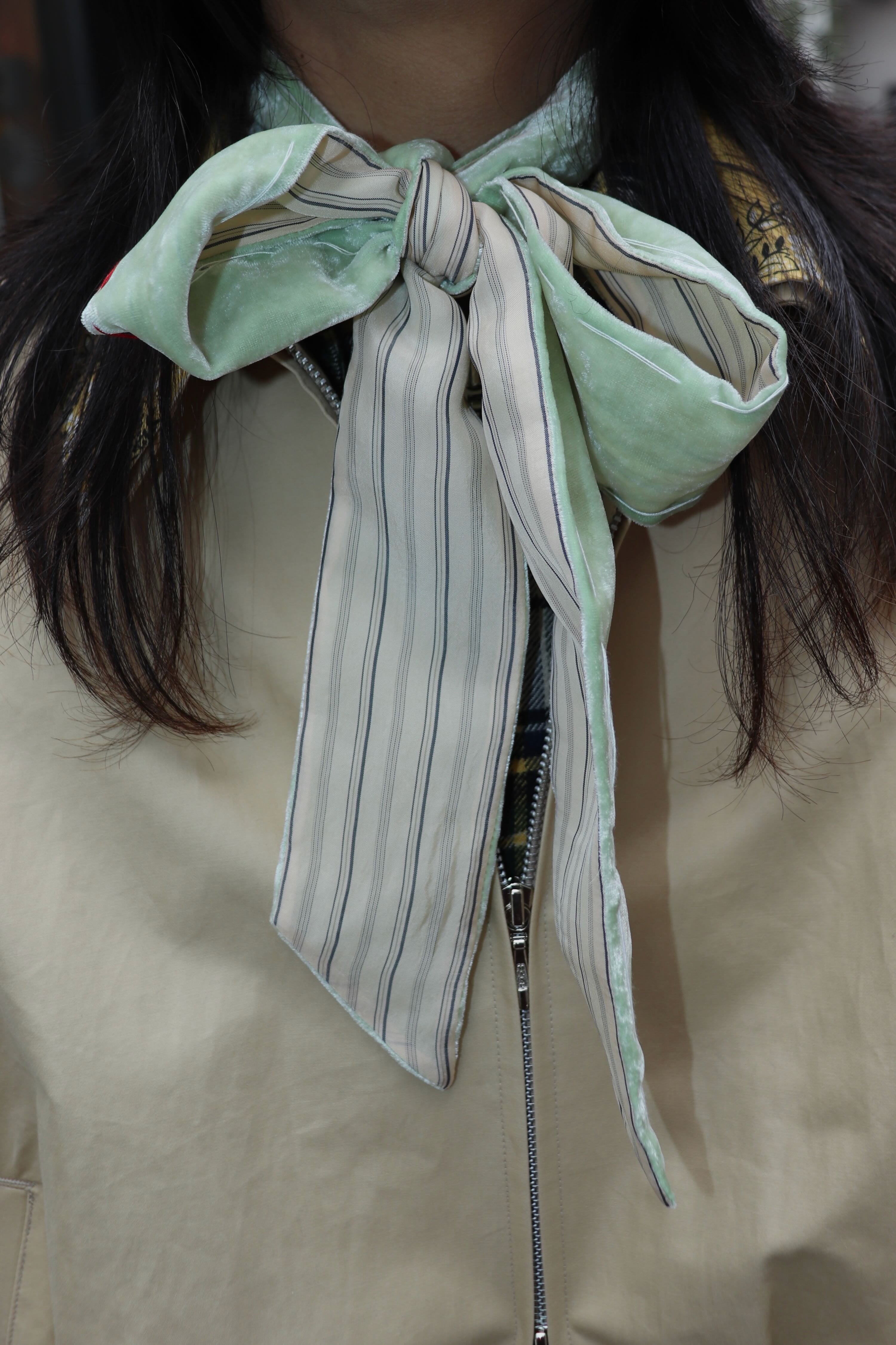 MASU(エムエーエスユー)のUNEVEN VELVET SCARF MELON(スカーフ)の通販
