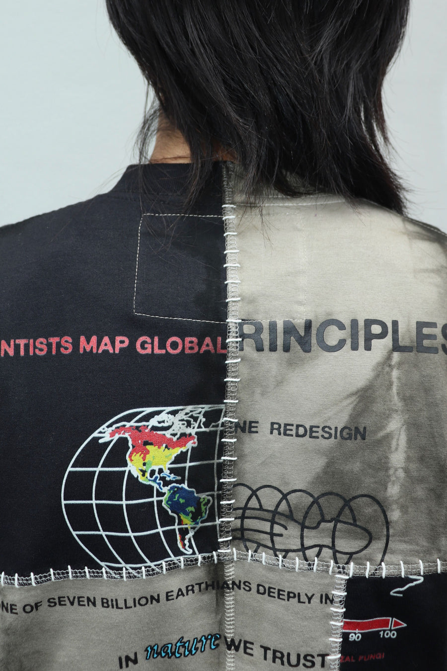 SPACE AVAILABLE  UP-CYCLED PLANT DYED TEE(GRAY)