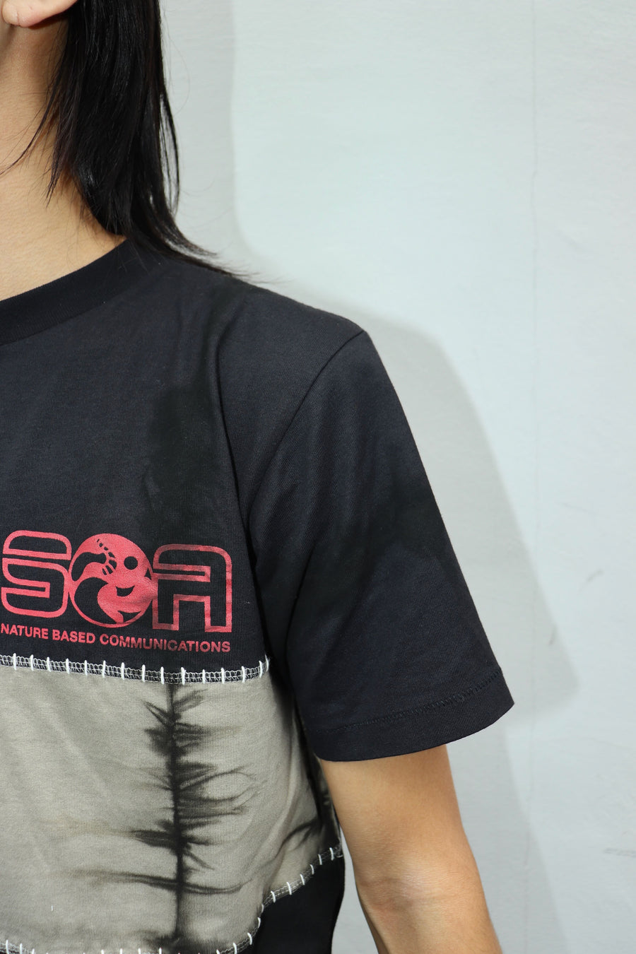 SPACE AVAILABLE  UP-CYCLED PLANT DYED TEE(GRAY)