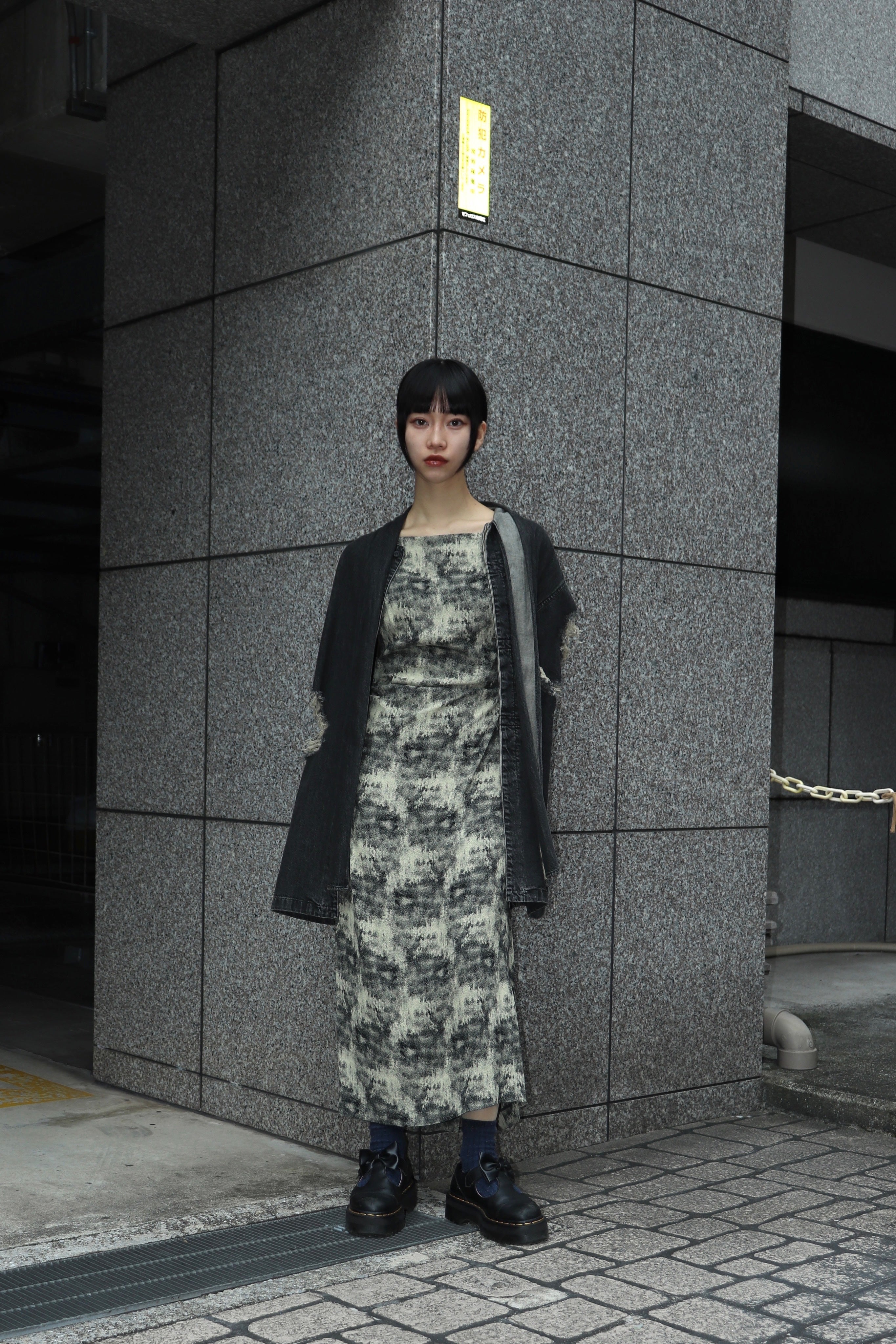 BELPER(ベルパー)のDENIM BOWTIE BLOUSE BLACK(トップス)の通販