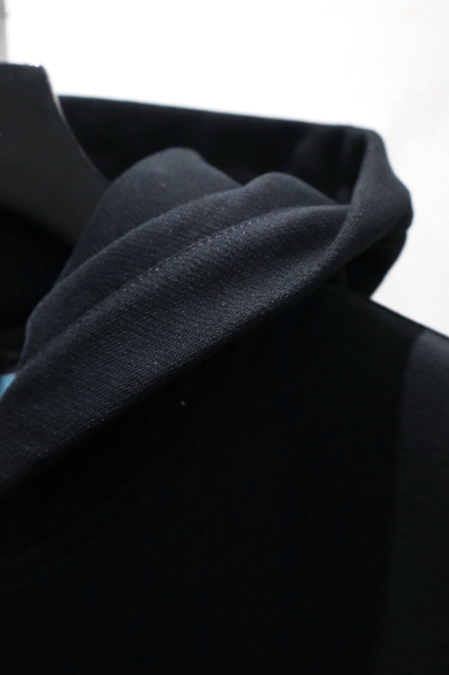 NAMESAKE  HUGO GLOBE ZIP HOODIE(EUPHORIC BLACK)