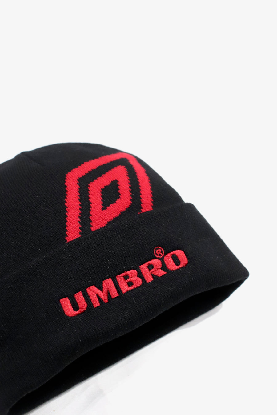 Children of the discordance  UMBRO Logo Beanie(BLACK)