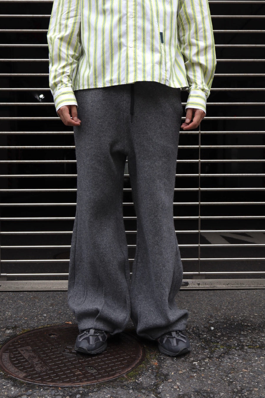 NAMESAKE  ASTRO JOGGER(ASH GRAY)