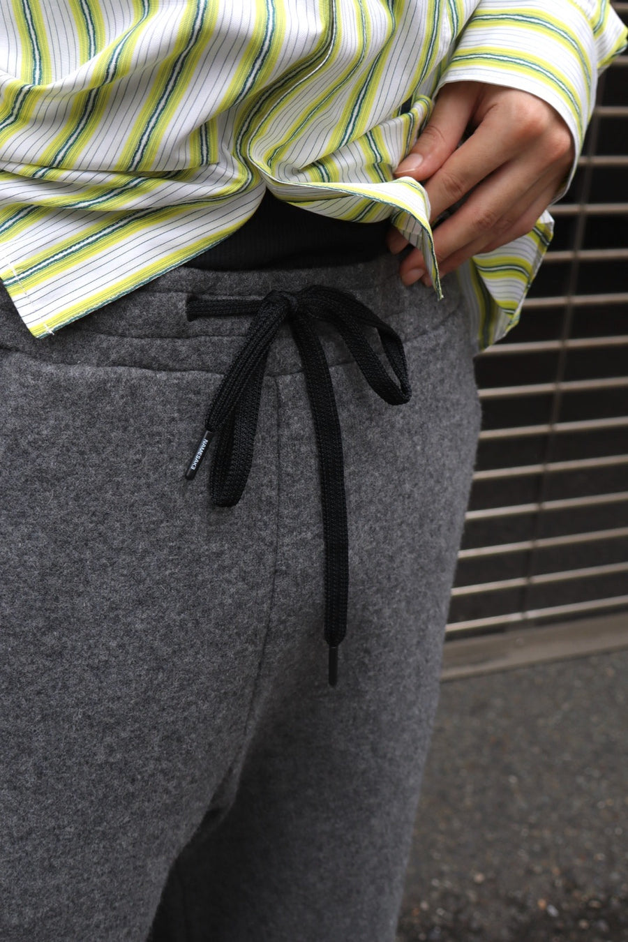 NAMESAKE  ASTRO JOGGER(ASH GRAY)