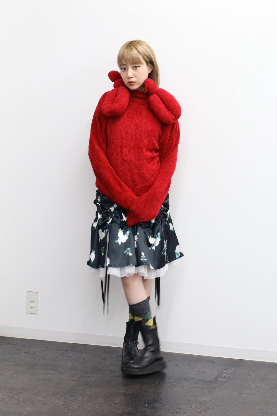 doublet(ダブレット)のBALLOON DOG HIGH NECK KNIT PULLOVER REDの通販