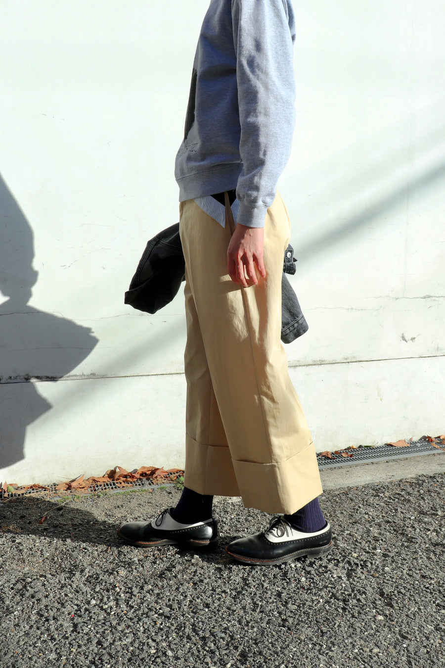 MASU(エムエーエスユー)のFOLDED BELT TROUSERS PEANUTSの通販