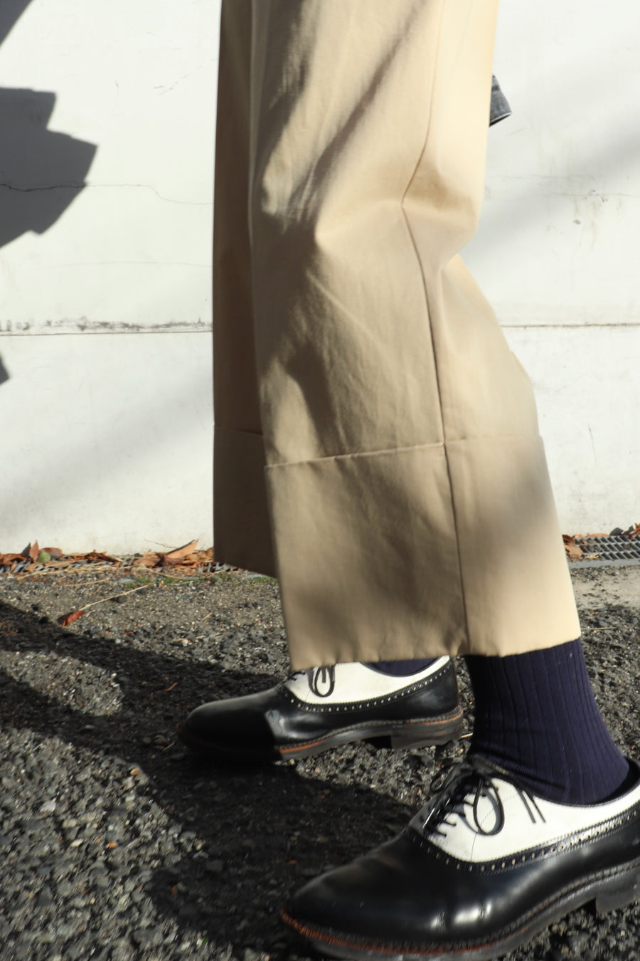 MASU(エムエーエスユー)のFOLDED BELT TROUSERS PEANUTSの通販