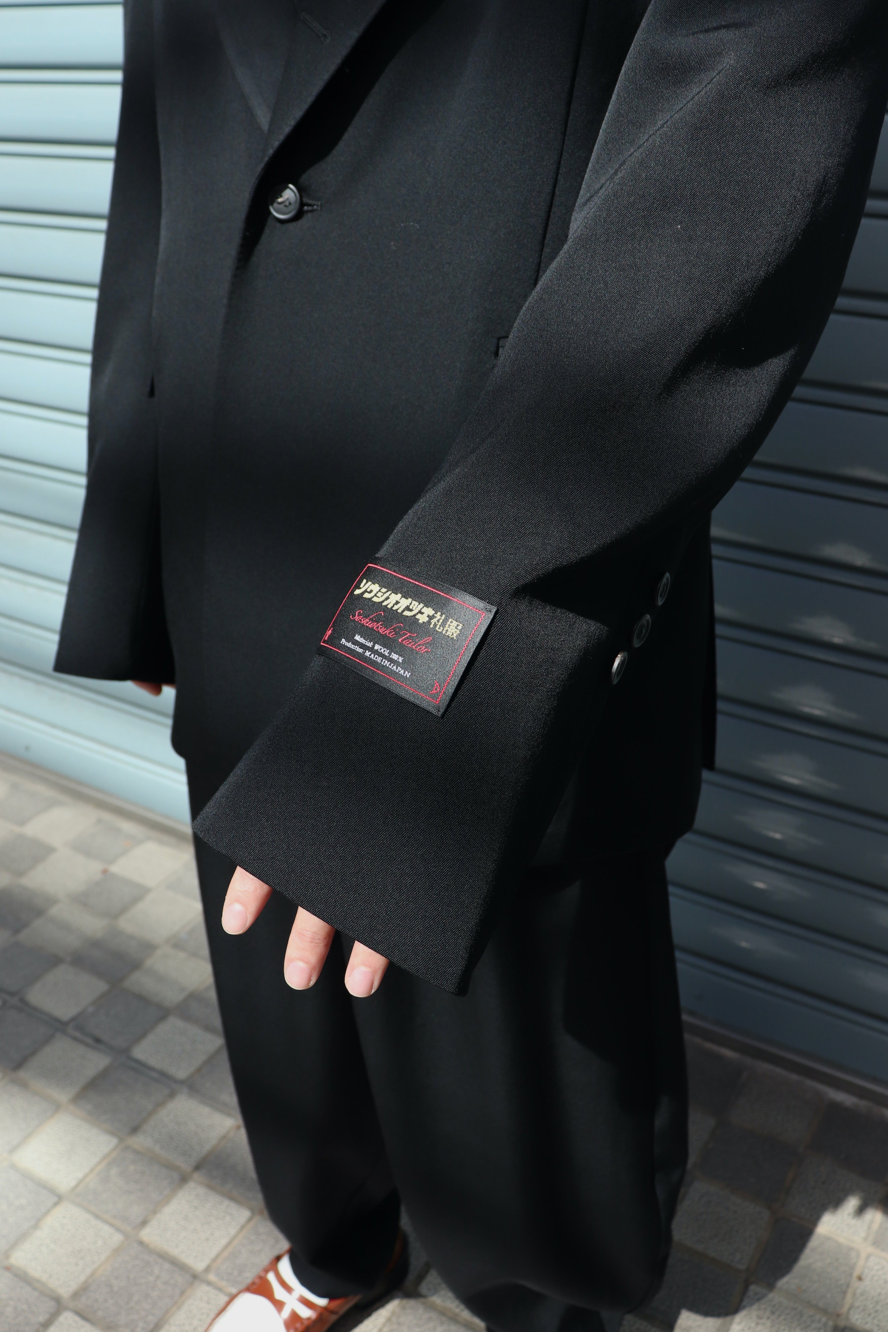 SOSHIOTSUKI(ソウシオオツキ)のINSIDE LAPEL JACKET BLACKの通販｜PALETTE art  aliveのオンラインショップ – PALETTE art alive ONLINE STORE