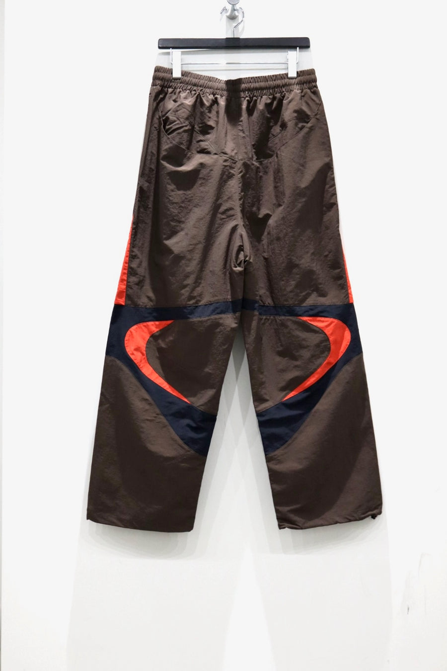 NAMESAKE  LINEAGE WARMUP PANTS(SOIL BROWN)