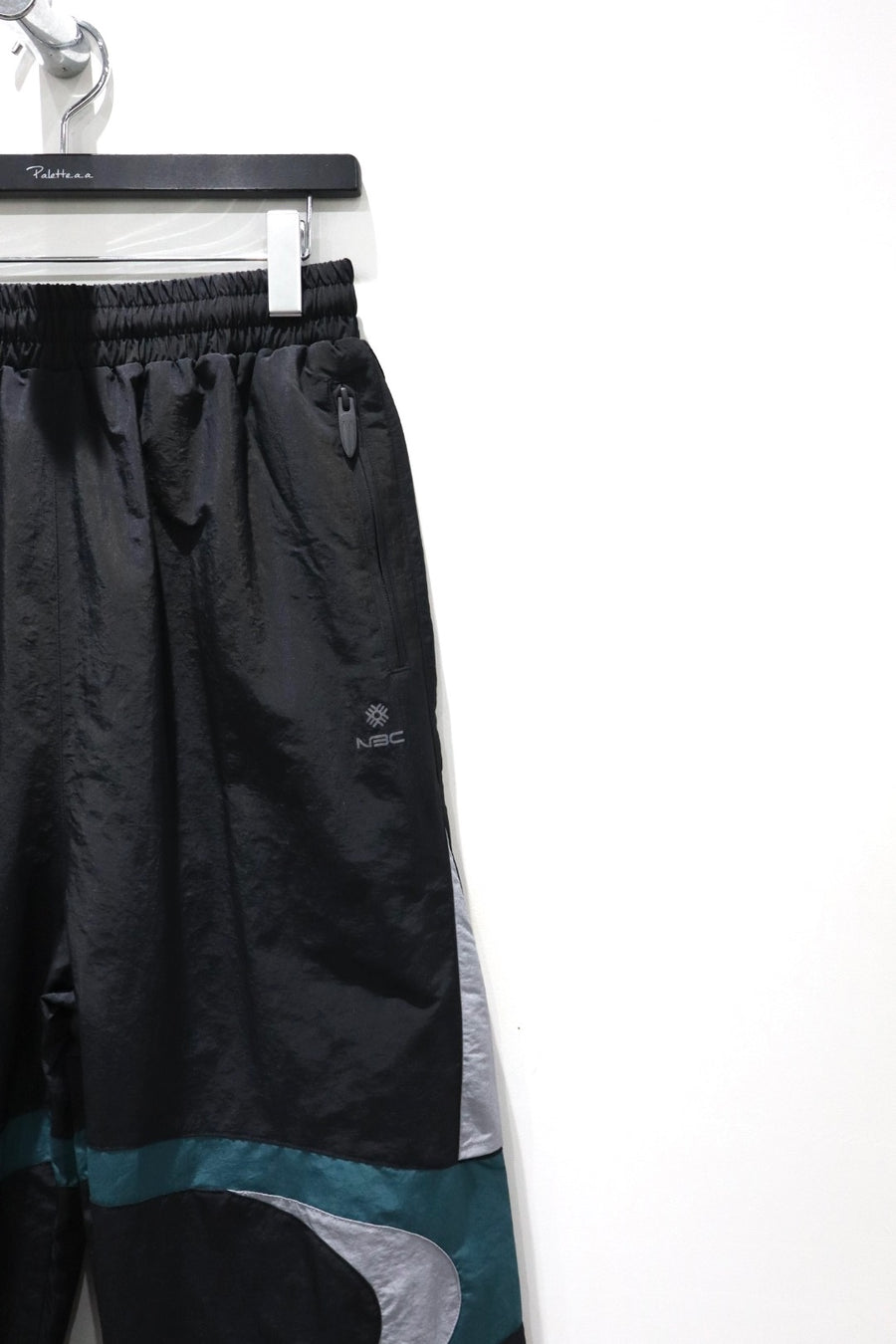 NAMESAKE  LINEAGE WARMUP PANTS(EUPHORIC BLACK)