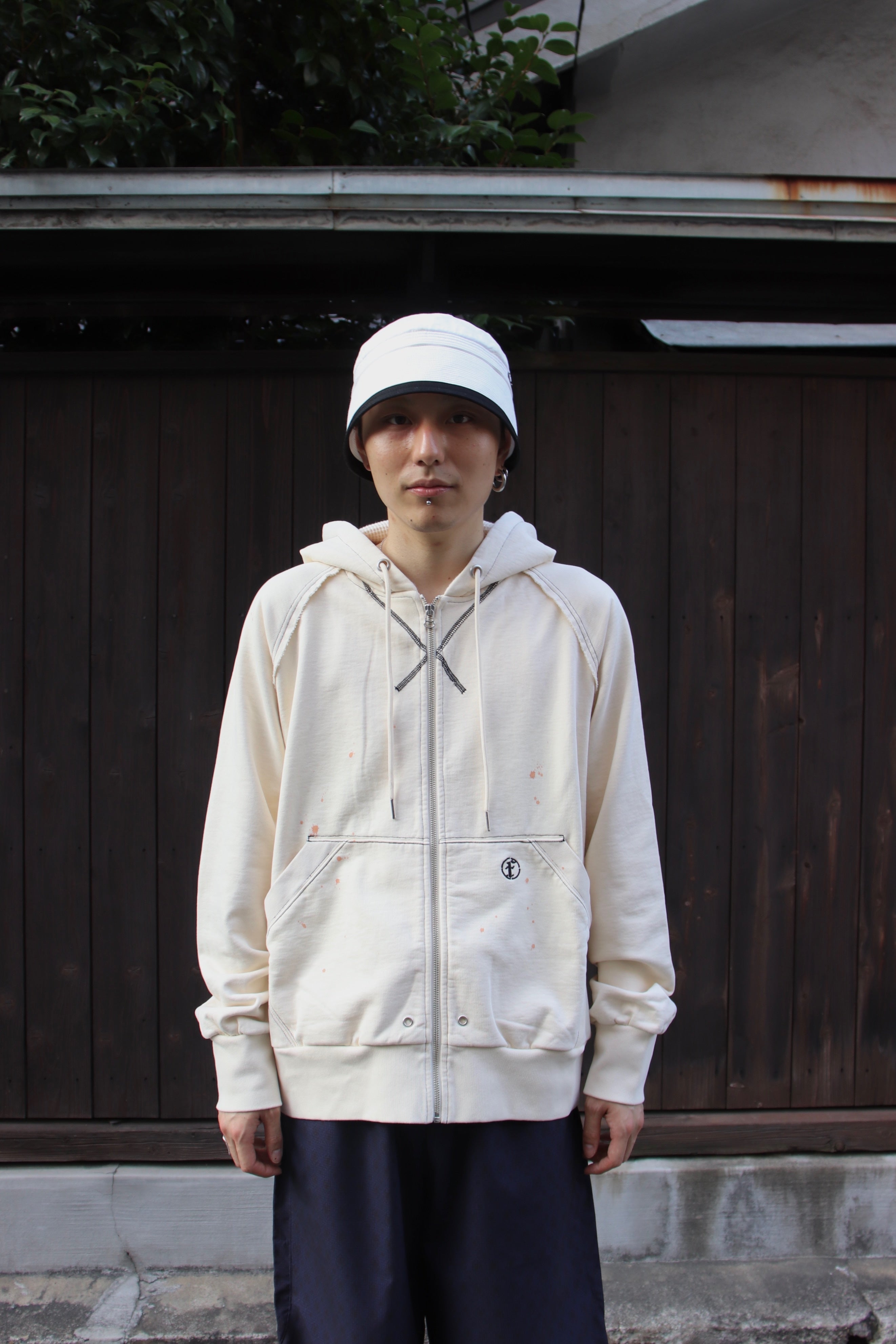 FAF(エフエーエフ)のAGED ZIP UP HOODIE ECRUの通販｜PALETTE art 