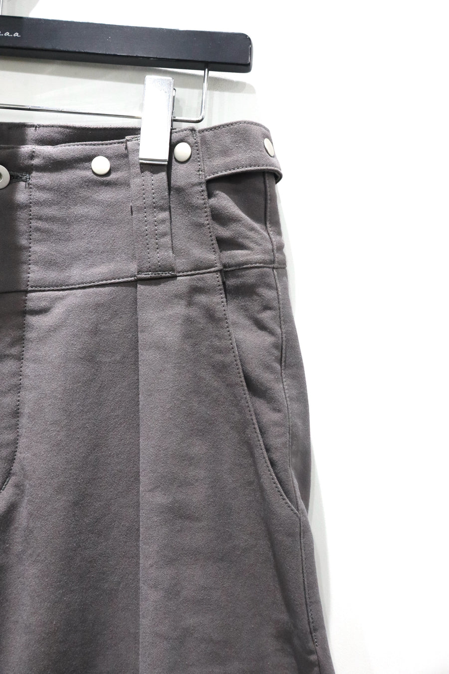 FILME FILLED  Waist Adjust Pants(CHARCOAL GRAY)