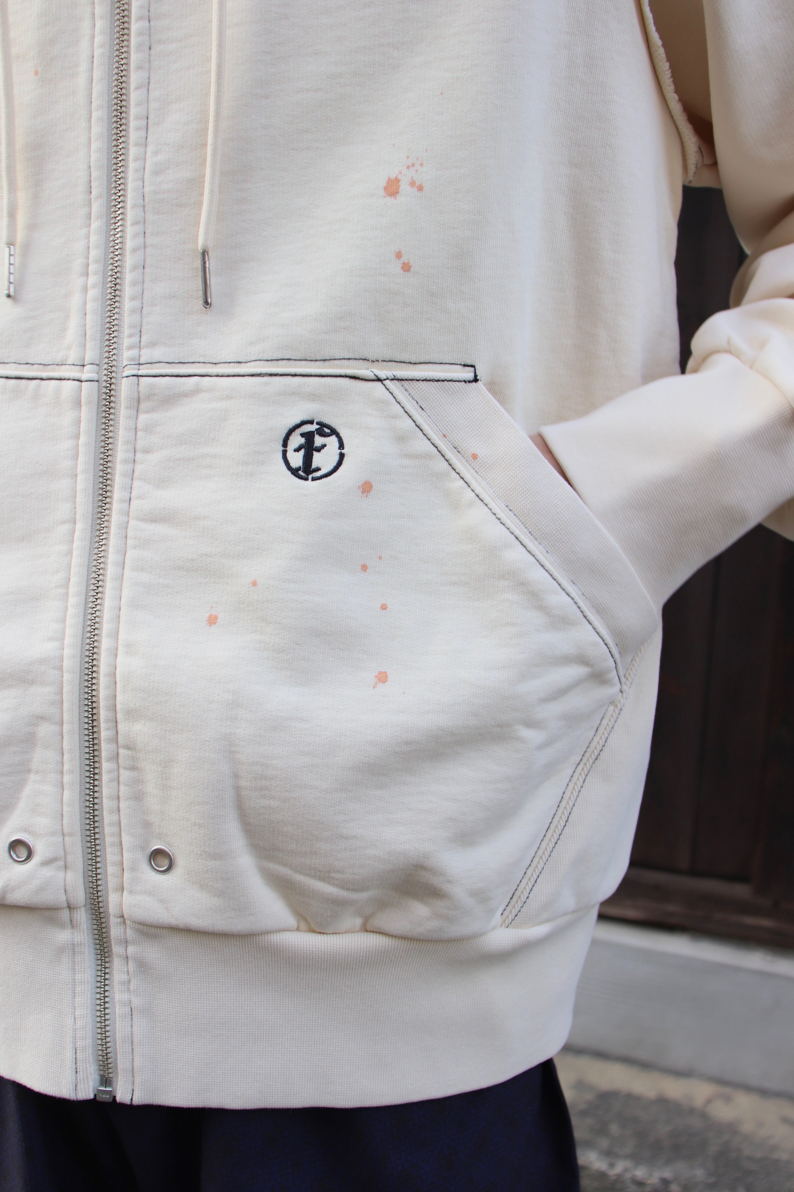 FAF(エフエーエフ)のAGED ZIP UP HOODIE ECRUの通販｜PALETTE art