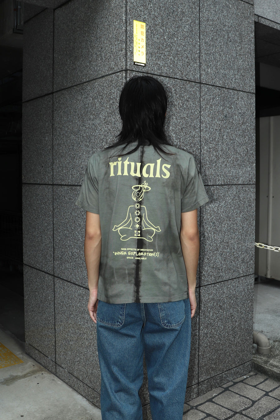 SPACE AVAILABLE  RITUAL TEE(BLACK)