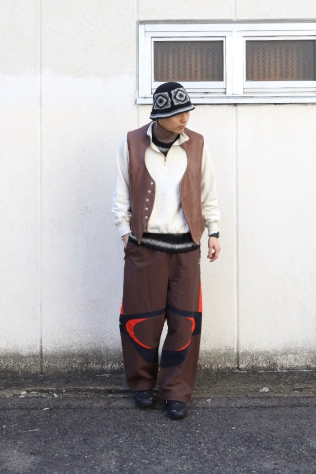 NAMESAKE(ネイムセイク)のLINEAGE WARMUP PANTS SOIL BROWNの通販