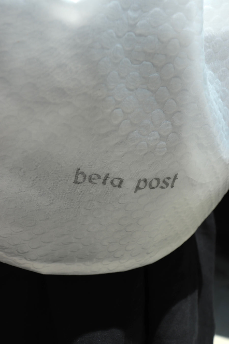 beta post  bubble wrap knap sac