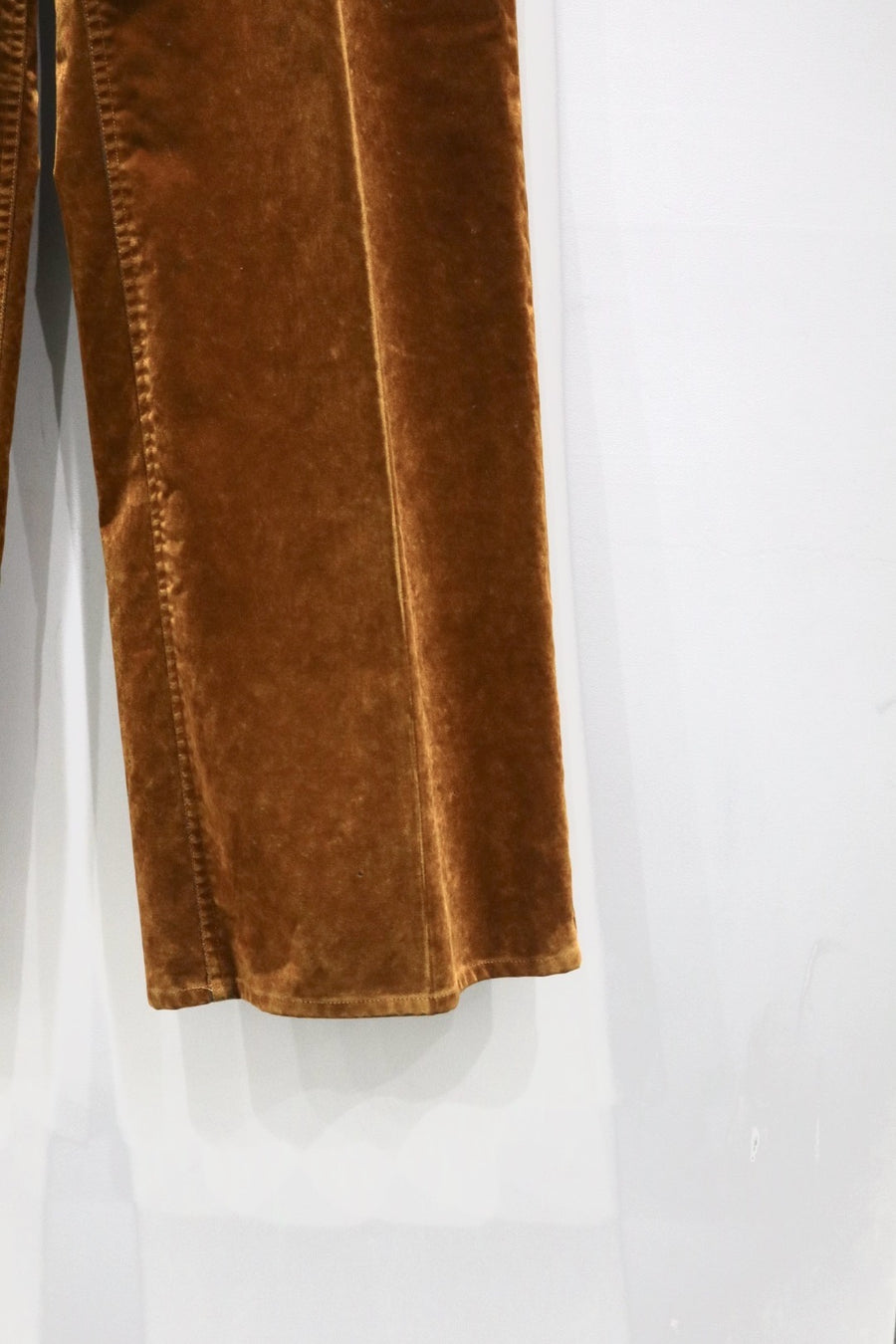 BED j.w. FORD  every one(BROWN)