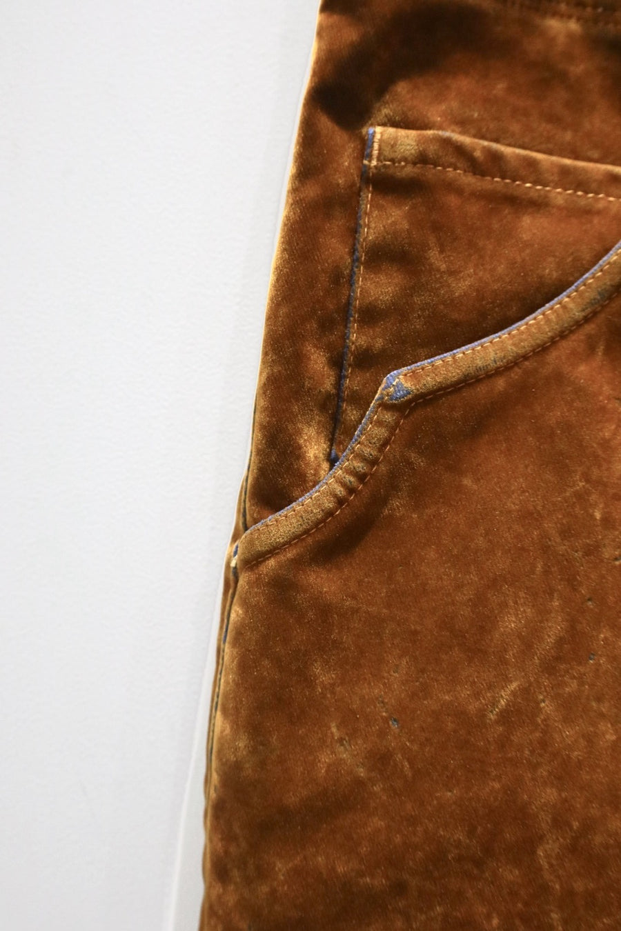 BED j.w. FORD  every one(BROWN)