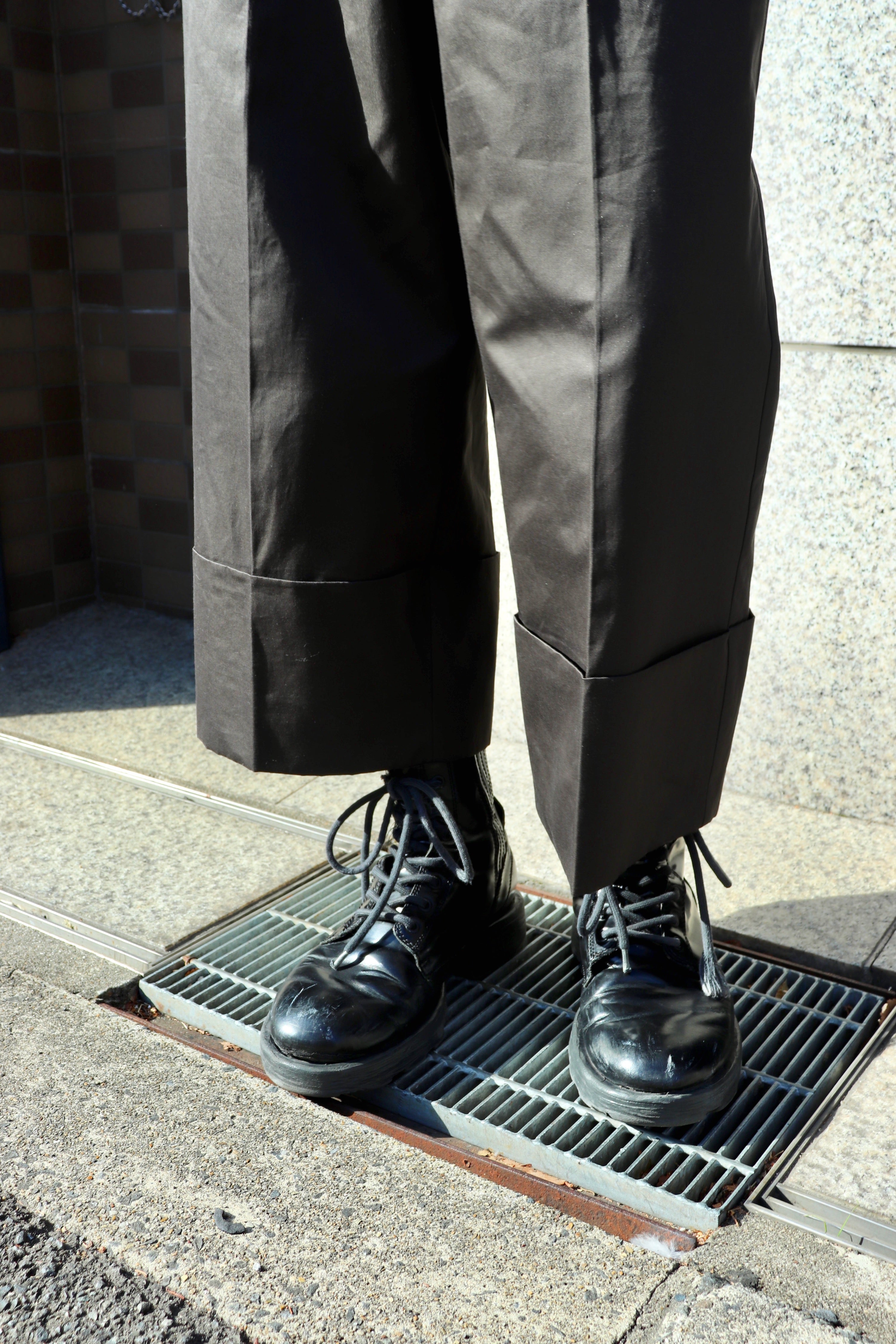 MASU(エムエーエスユー)のFOLDED BELT TROUSERS CACAOの通販｜PALETTE
