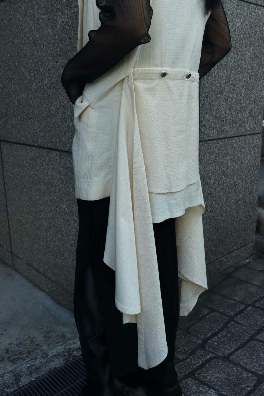 kotohayokozawa  Layered-Tie Sleeveless Jacket