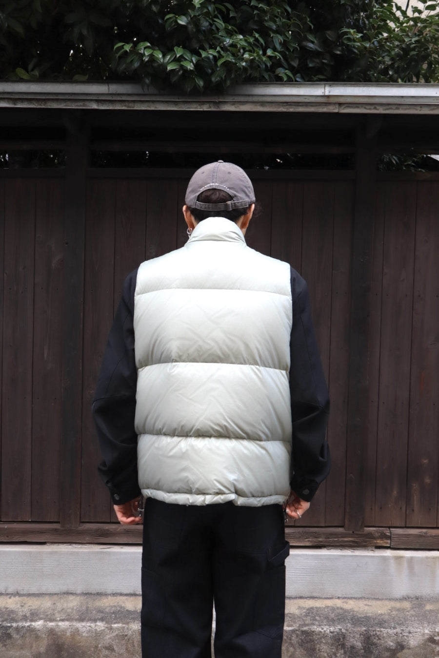 SUGARHILL  PUFFER REVERSIVLE VEST(SAGE × BLACK)