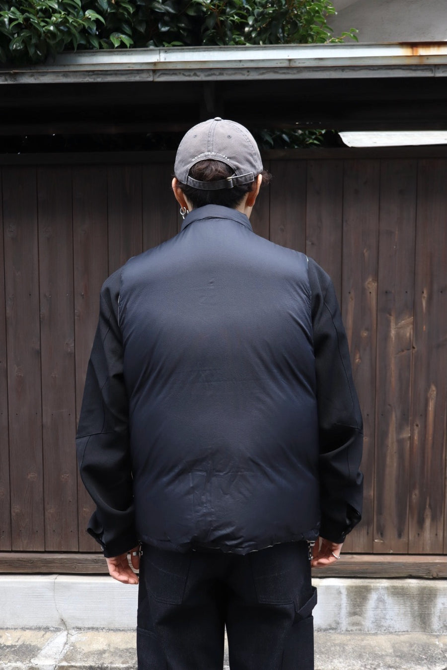 SUGARHILL  PUFFER REVERSIVLE VEST(SAGE × BLACK)