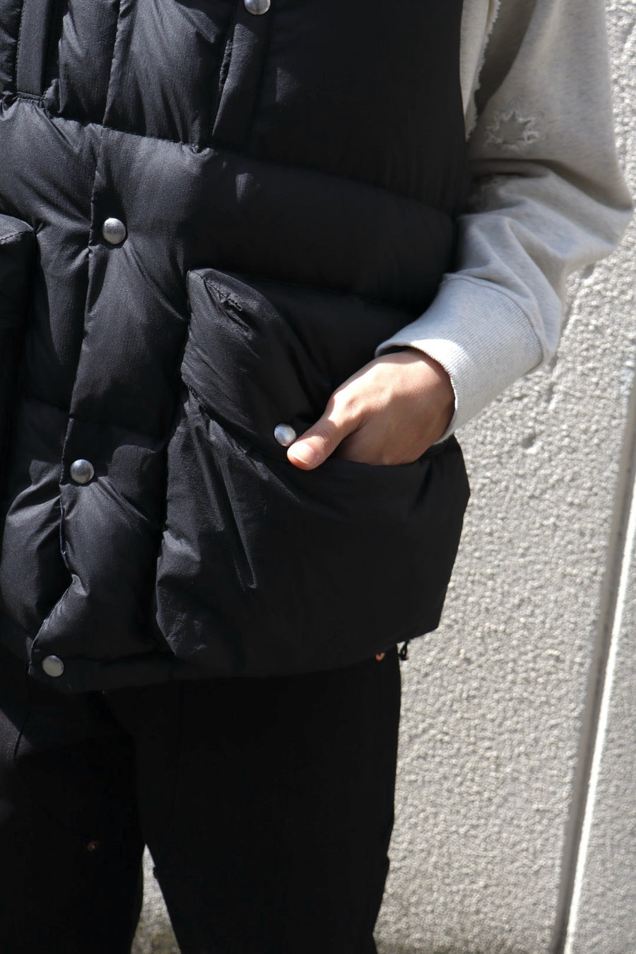 SUGARHILL  PUFFER REVERSIVLE VEST(BLACK × NAVY)