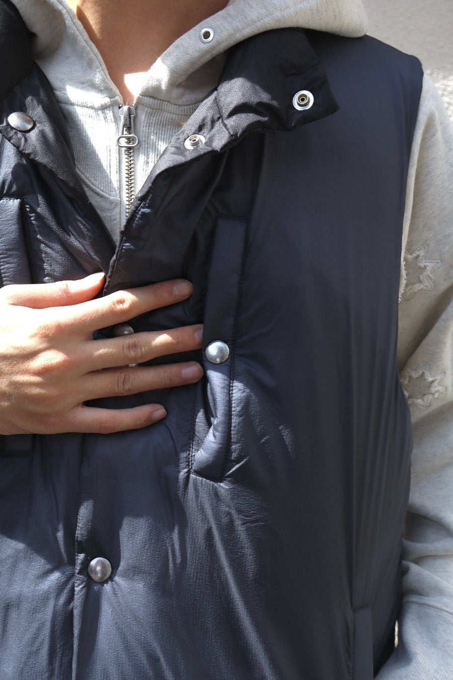 SUGARHILL  PUFFER REVERSIVLE VEST(BLACK × NAVY)